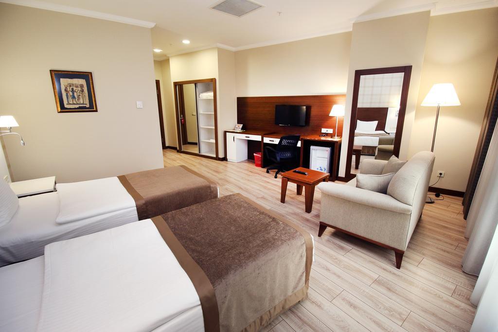 Boss Hotel Sincan Εξωτερικό φωτογραφία